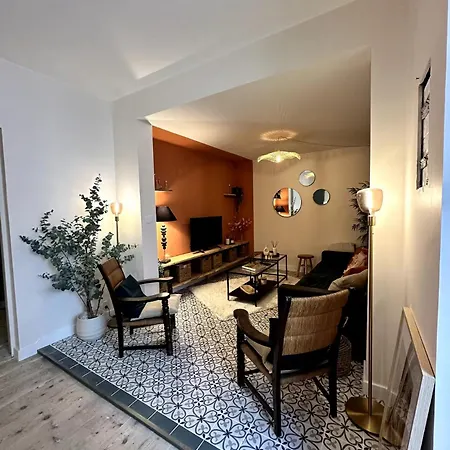 Appartement Magnifique Bonnes T5