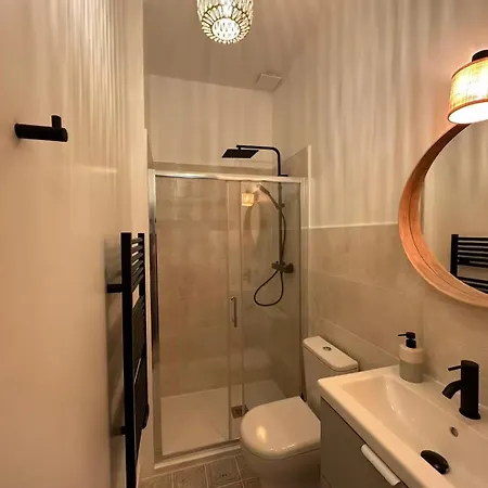 Magnifique Bonnes T5 Apartman